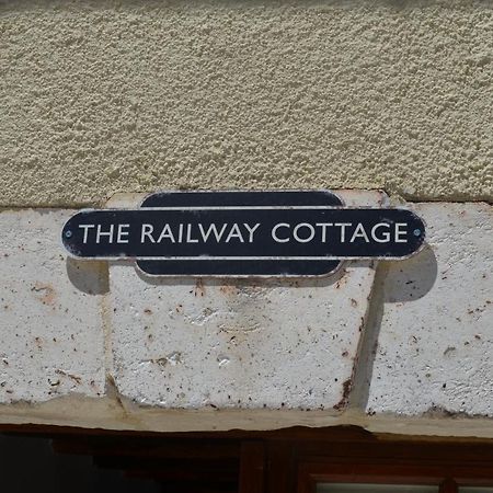 פיאג'ו פלוביאר The Railway Cottage - Characterful And Comfortable Holiday Cottage מראה חיצוני תמונה